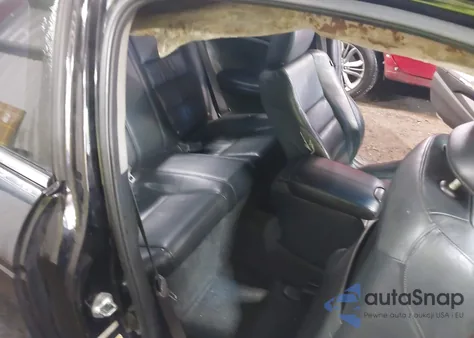 2010 Honda Accord 2.4 Ex-L z USA, uszkodzony, nr VIN 1HGCS1B83AA001446